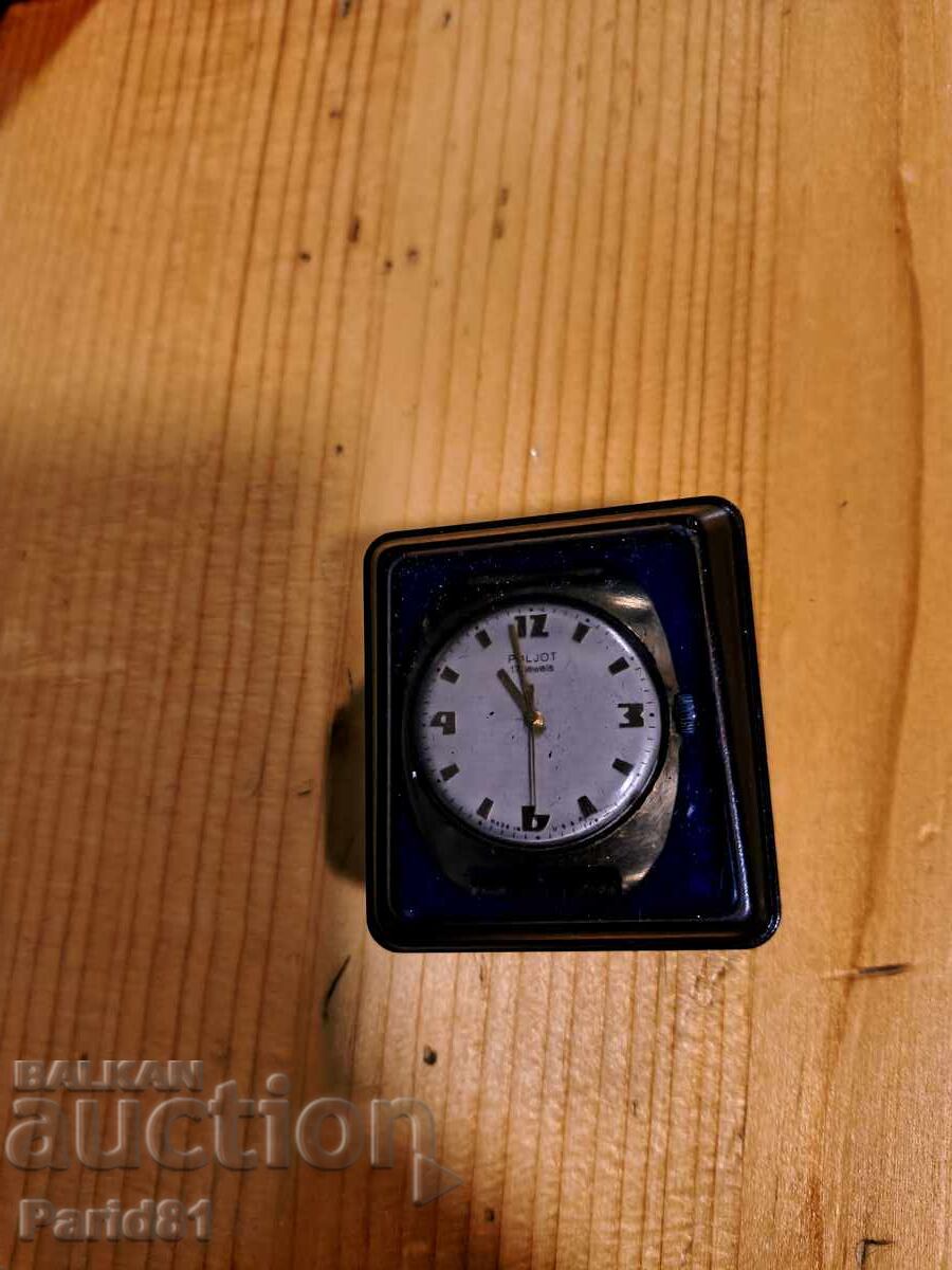 Licitație Ceas vintage POLJOT 17 jewels URSS – FUNCȚIONAL