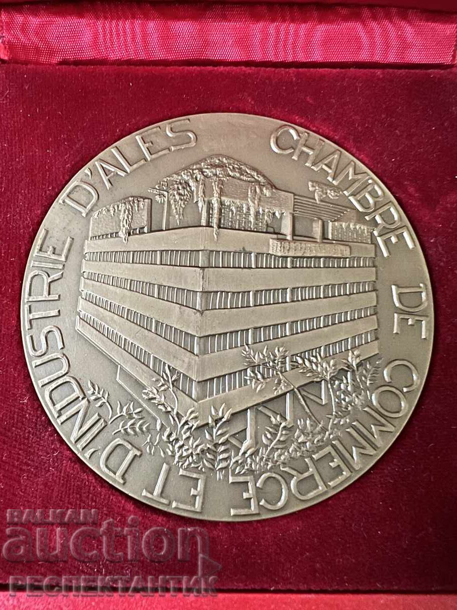 MEDAL FOR COMBAT MERIT BOX with price 100.00 €