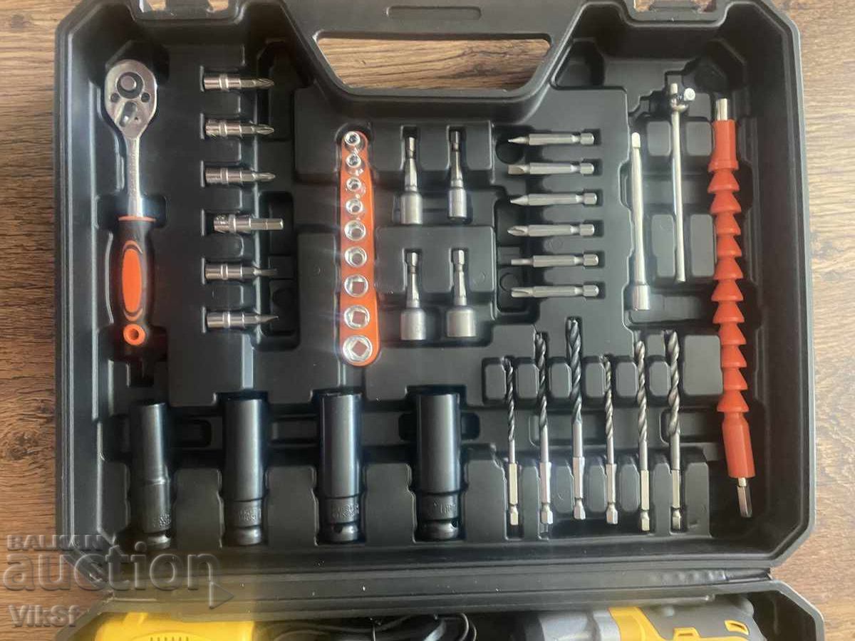 Mașină de înșurubat cu impact pe acumulator KRAFT ROYAL 36V, 8Ah + 35 Piese - 5