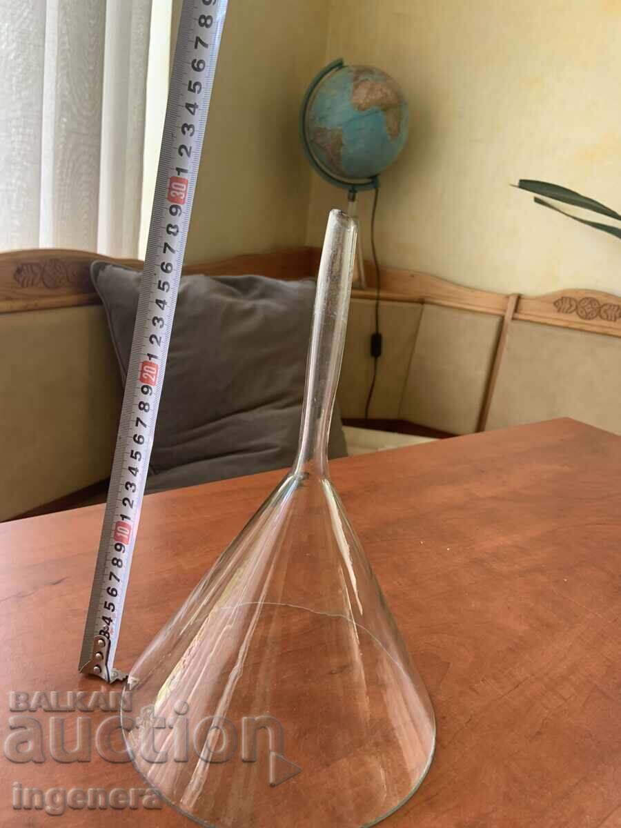 ΓΥΑΛΙΝΗ ΧΟΑΝΗ ΕΡΓΑΣΤΗΡΙΟΥ ΑΠΟ ΒΟΡΙΟΣΥΡΙΤΙΚΟ ΓΥΑΛΙ - 6