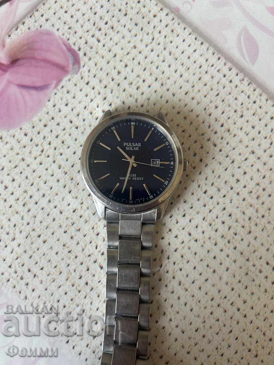 Pulsar solar wristwatch