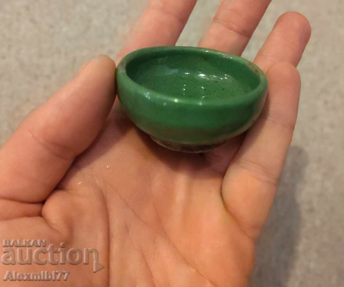 Meiji - ceșcuță veche japoneză din ceramică verde pentru sake - Japonia cu preț € 80.00 | 156.47 BGN