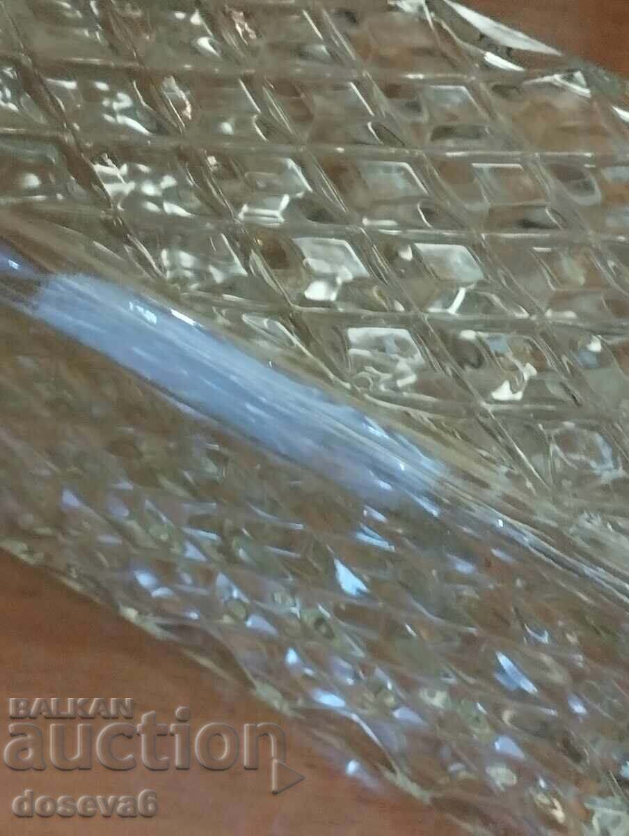 Παράδοση Ύψος με το πώμα 23 εκ., χωρητικότητα 750 ml