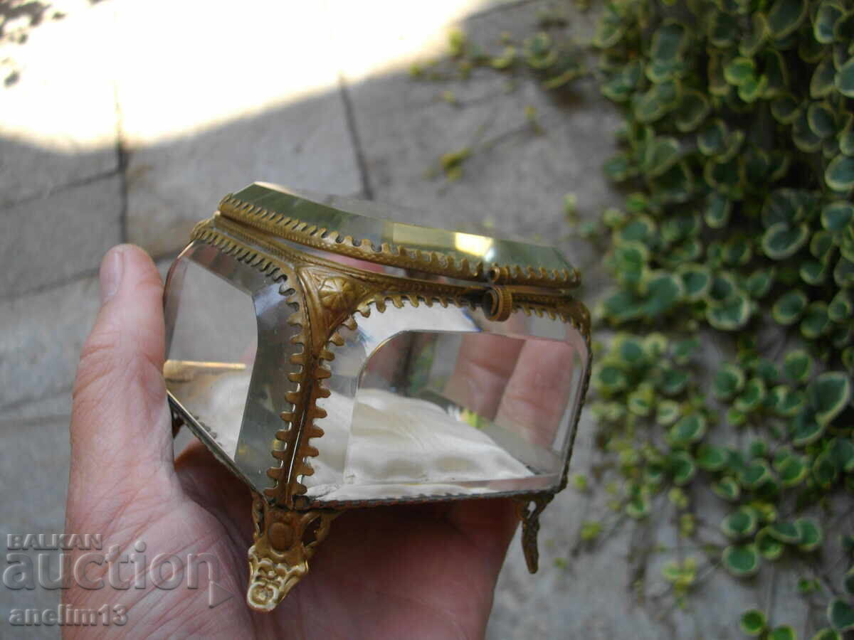 OLD GLASS JEWELRY BOX FACETED GLASS - 6