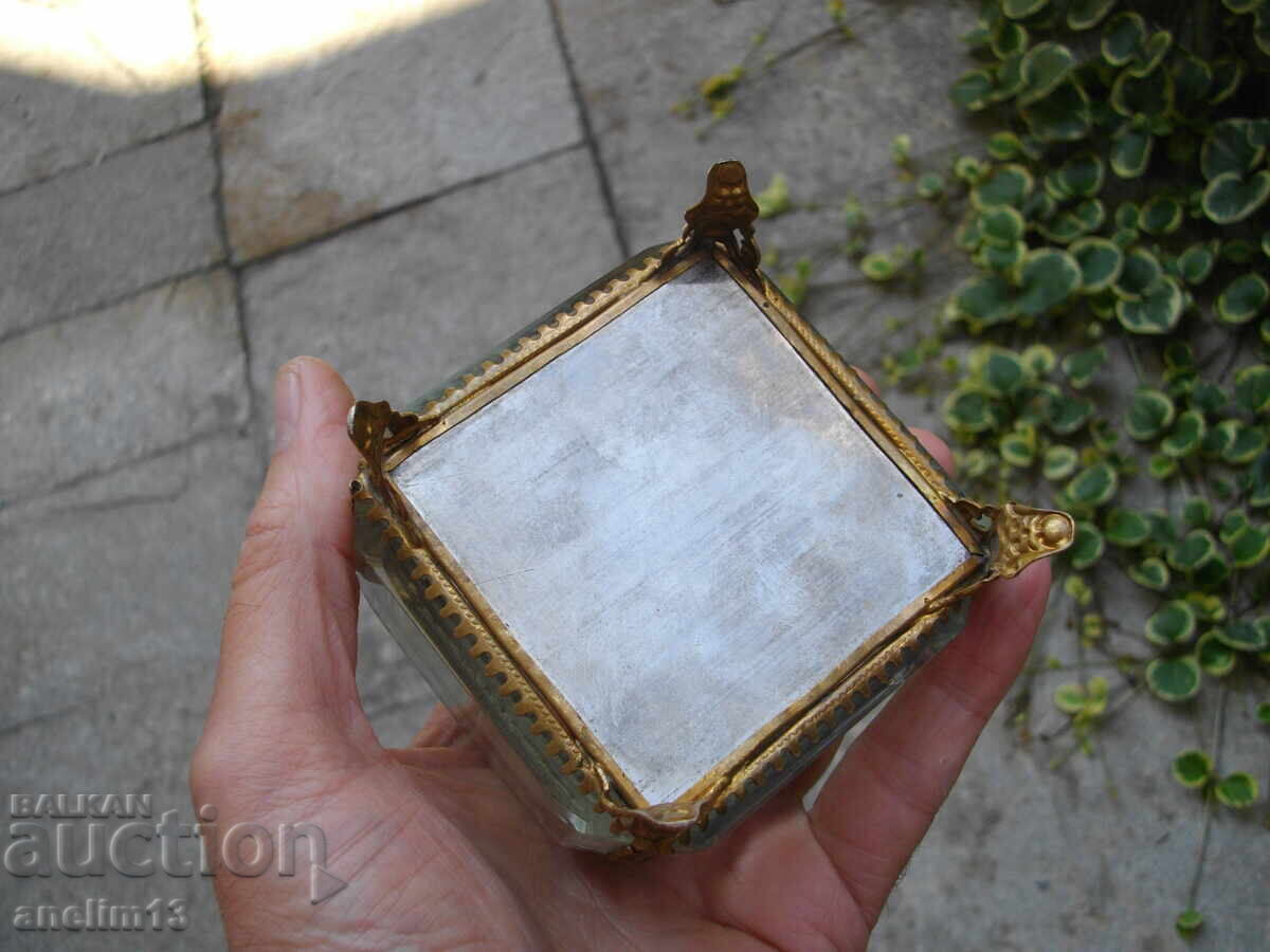 OLD GLASS JEWELRY BOX FACETED GLASS - 7