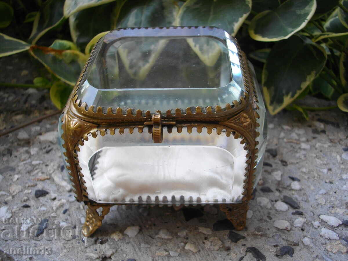OLD GLASS JEWELRY BOX FACETED GLASS