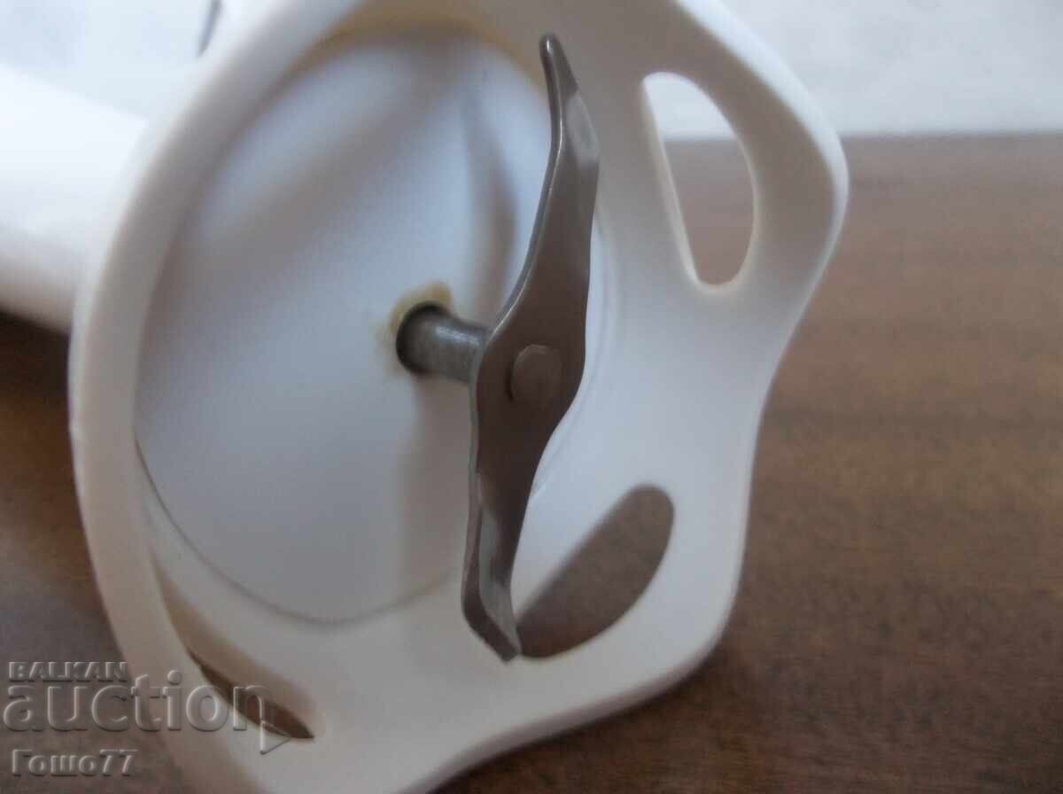 Μίξερ με τιμή € 1.00 | 1.96 BGN