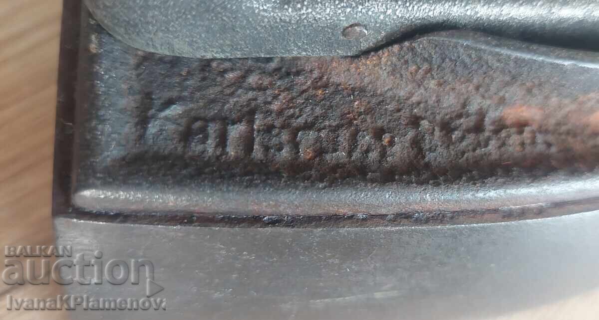 Fier de călcat vintage cu mâner și mecanism de agățare pentru cunoscători - 5