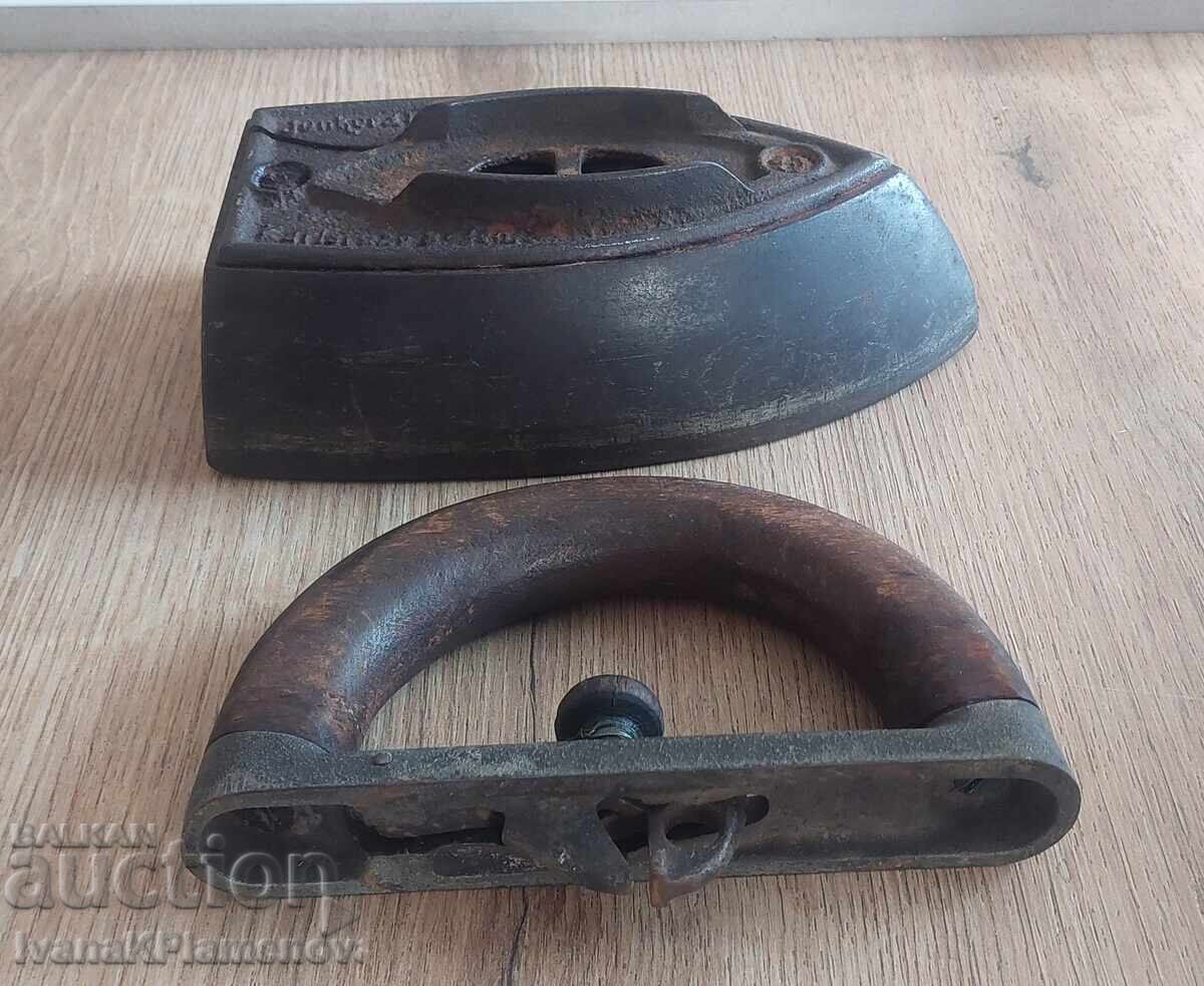 Fier de călcat vintage cu mâner și mecanism de agățare pentru cunoscători - 6