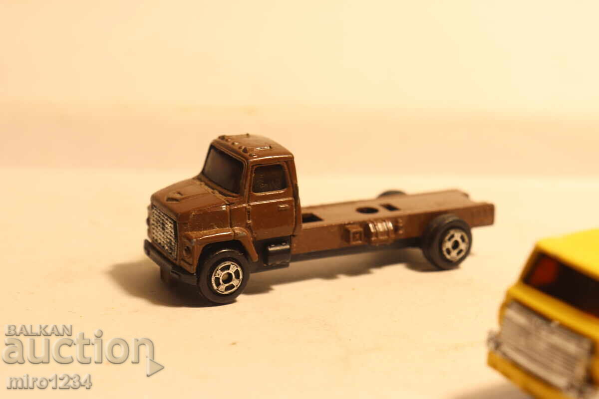 1/100 ??? LOT 3 PCS. TRUCK CAR MODEL with price € 0.01 | 0.02 BGN