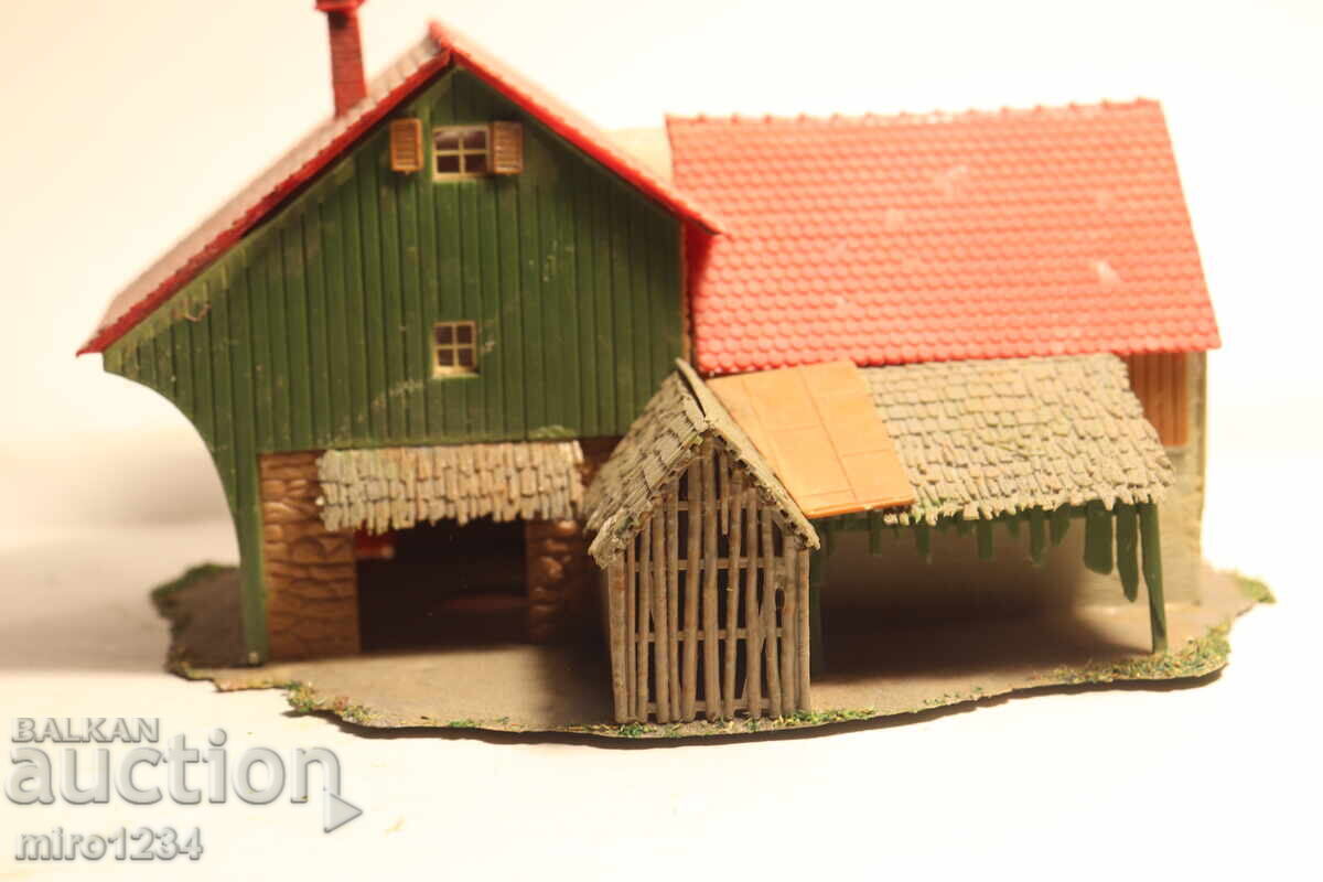 Auction H0 1/87 SCALE HOUSE MODEL BUILDING RAILWAY STATION Auction H0 1/87 SCALE HOUSE MODEL BUILDING RAILWAY STATION