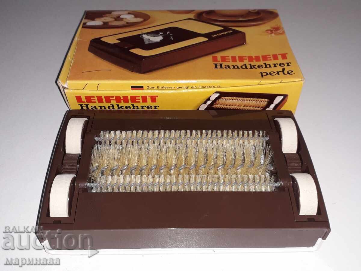 VINTAGE TABLE BRUSH. GERMANY VINTAGE TABLE BRUSH. GERMANY