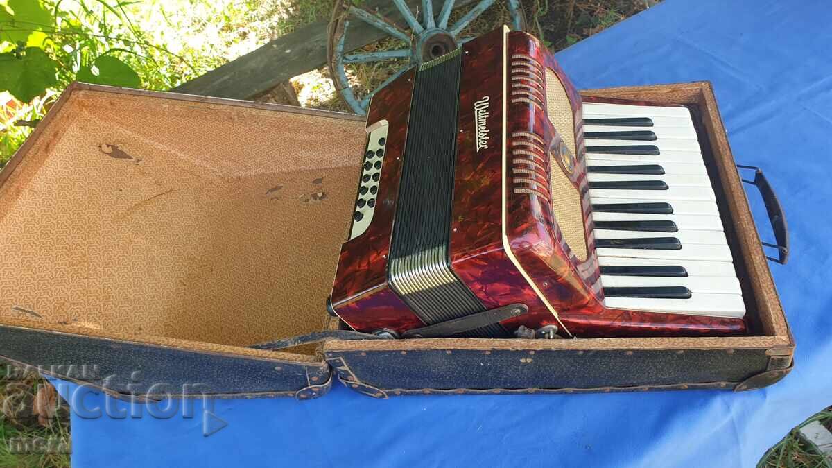 Acordeon Weltmeister - 12 bași cu preț € 50.00 | 97.79 BGN