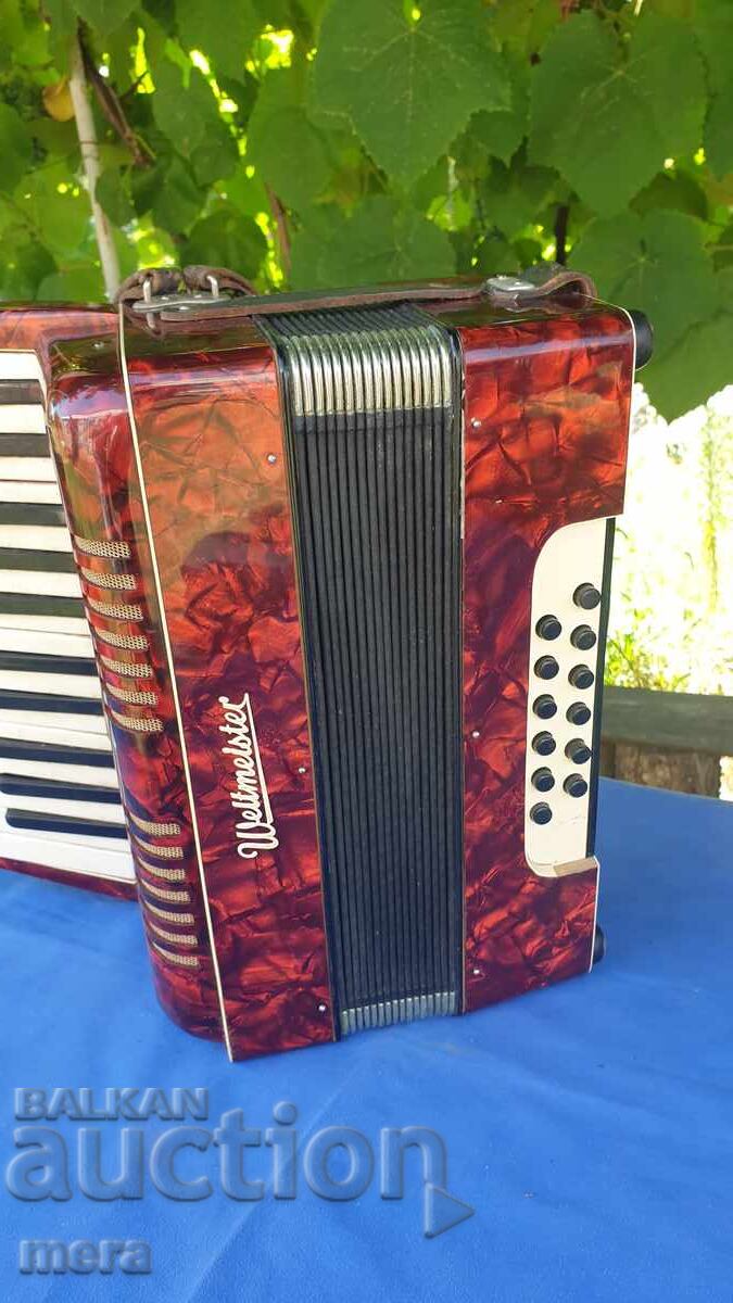 Licitație Acordeon Weltmeister - 12 bași