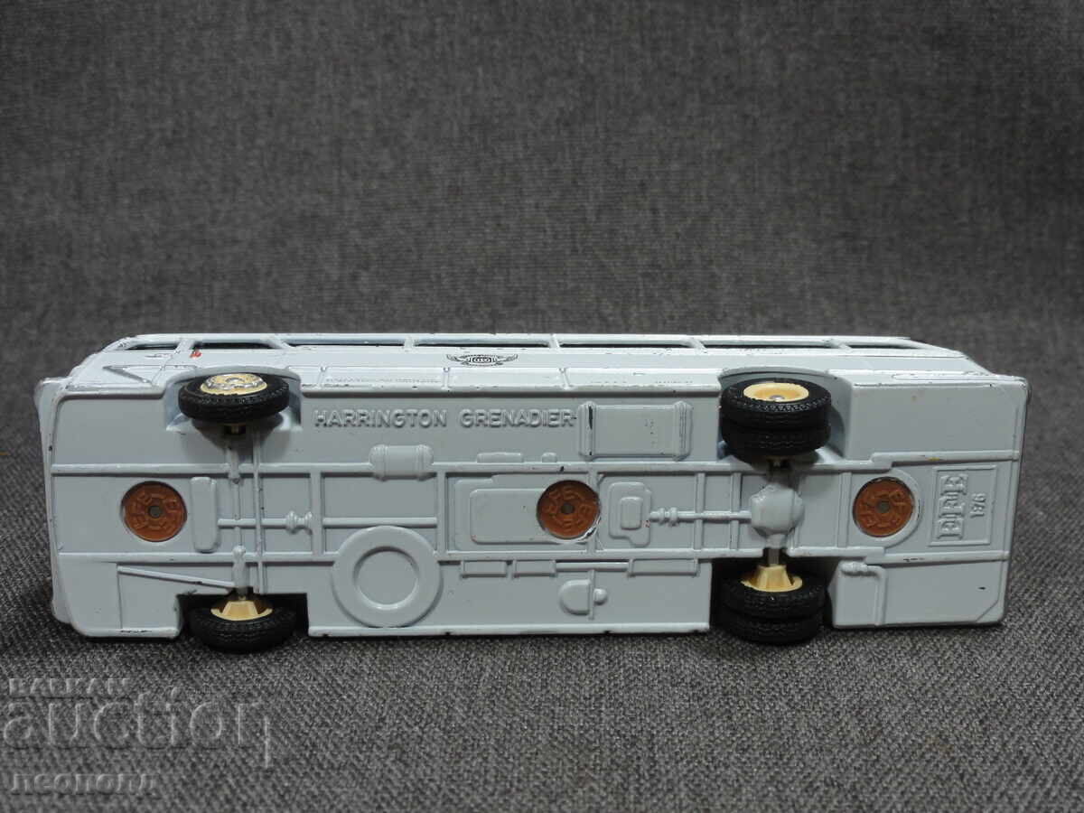 1/76 VINTAGE RETRO METAL TOY BUS HARRINGTON BUS - 6 1/76 VINTAGE RETRO METAL TOY BUS HARRINGTON BUS - 6