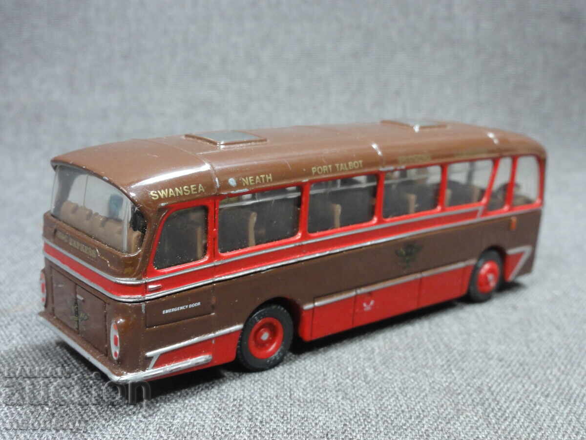 Доставка на 1/76 СТАРА РЕТРО МЕТАЛНА КОЛИЧКА АВТОБУС HARRINGTON COACH