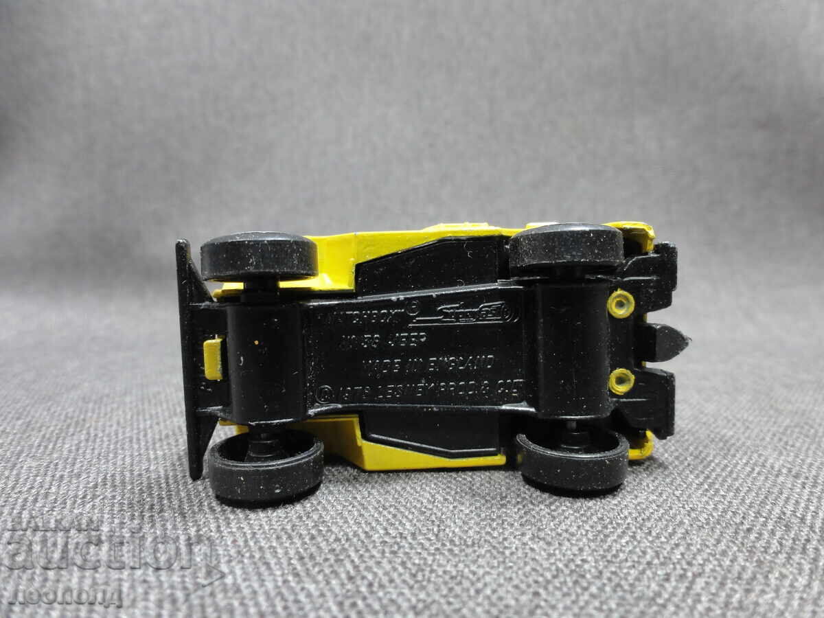 MAȘINUȚĂ METALICĂ RETRO VECHE MATCHBOX ENGLAND JEEP - 6 MAȘINUȚĂ METALICĂ RETRO VECHE MATCHBOX ENGLAND JEEP - 6