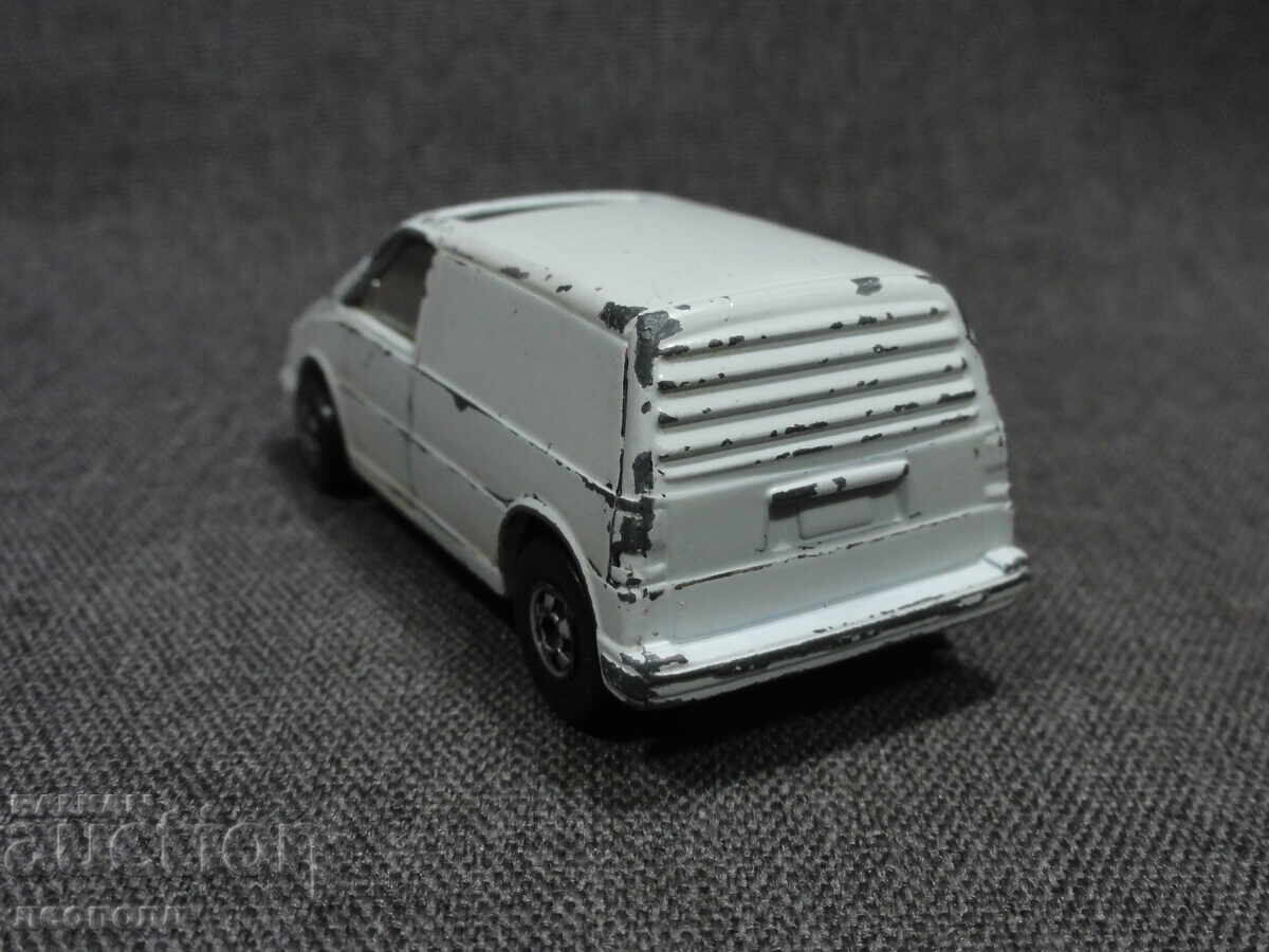Auction  OLD RETRO METAL HOT WHEELS FORD AEROSTAR VAN