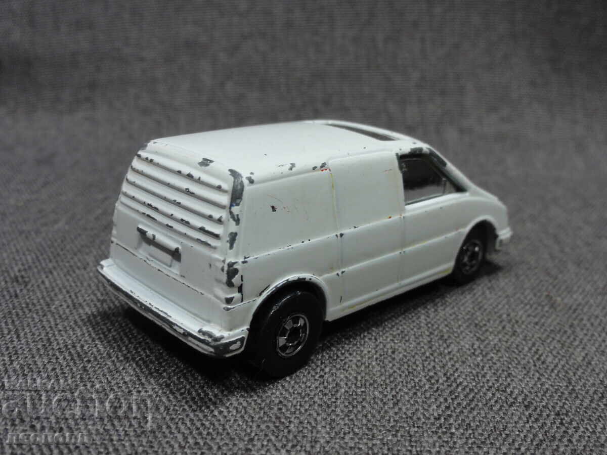 Delivery of OLD RETRO METAL HOT WHEELS FORD AEROSTAR VAN