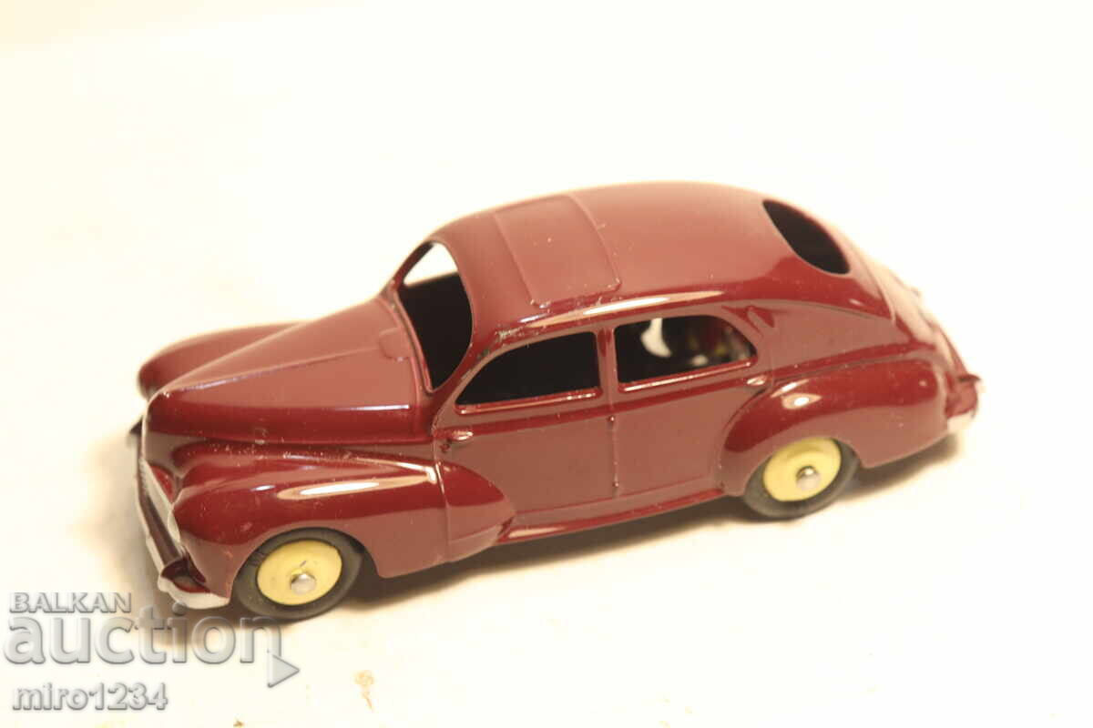 JUCĂRII DINKY PEUGEOT CAMION MODEL COLIȚĂ cu preț € 0.01 | 0.02 BGN JUCĂRII DINKY PEUGEOT CAMION MODEL COLIȚĂ cu preț € 0.01 | 0.02 BGN