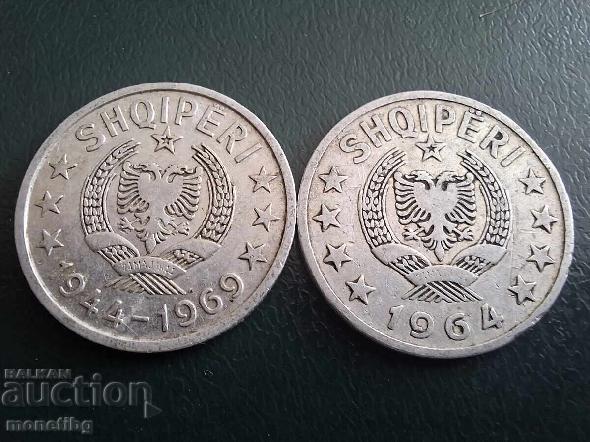 Παράδοση Αλβανία 1964-69 - 50 qindarka (2 τεμάχια)