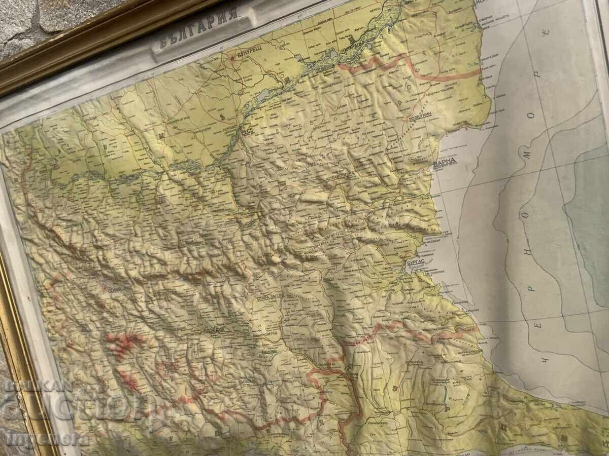 HARTĂ A BULGARIEI ÎN RELIEF, RAMĂ, STICLĂ - 1964 cu preț € 38.00 | 74.32 BGN