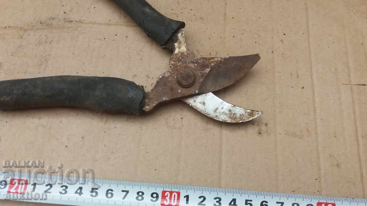 Доставка на НОЖИЦА ЗА РЯЗАНЕ НА ТЪНКА ЛАМАРИНА Доставка на НОЖИЦА ЗА РЯЗАНЕ НА ТЪНКА ЛАМАРИНА