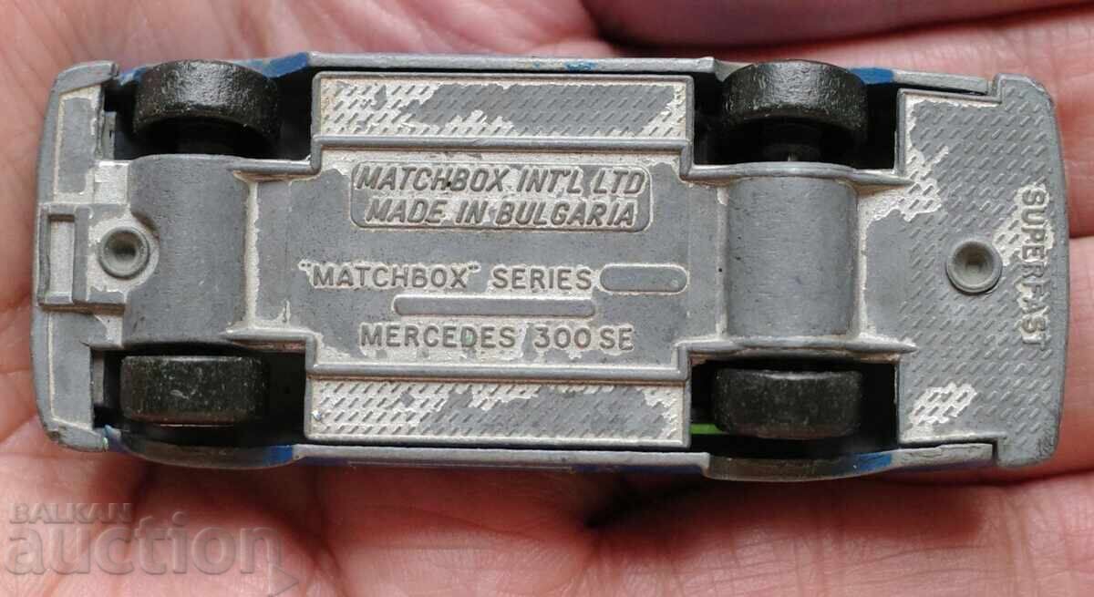 Matchbox Bulgaria-Mercedes 300 SE - 6