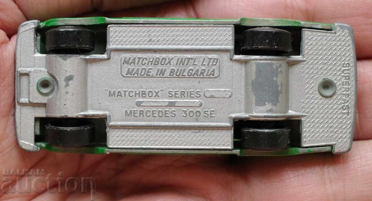 Matchbox Bulgaria-Mercedes 300 SE - 6
