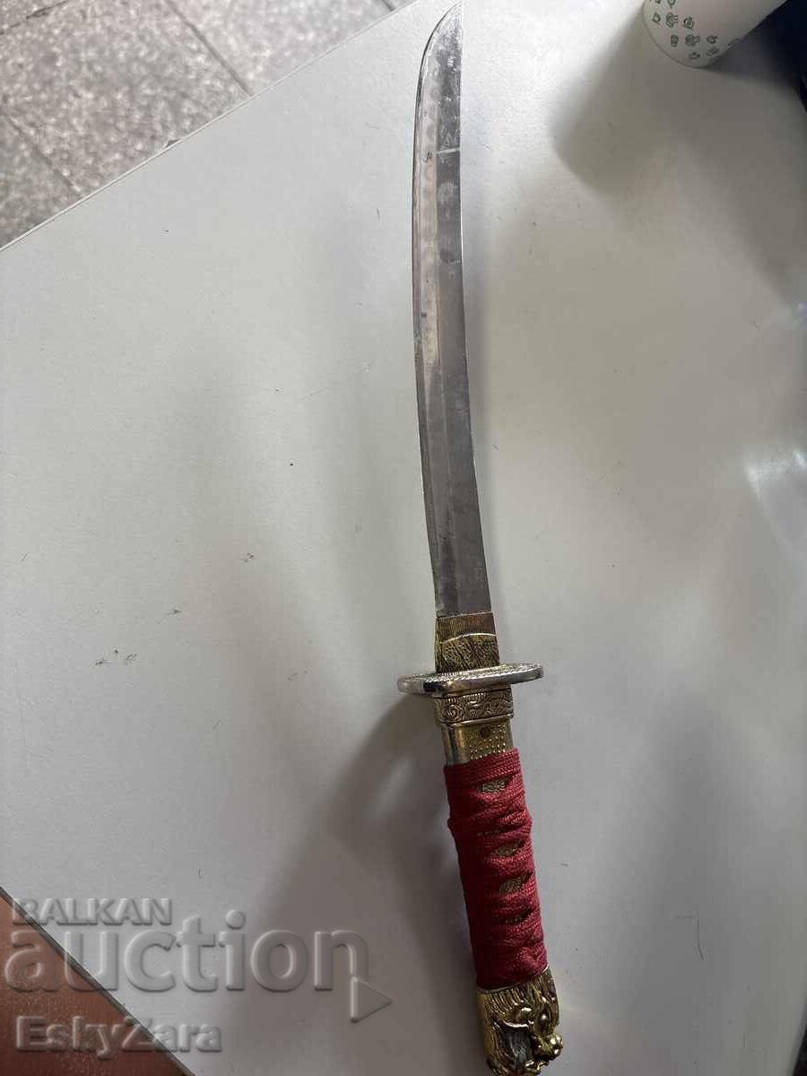 Cuțit japonez decorativ Tanto cu dragon și teacă roșie