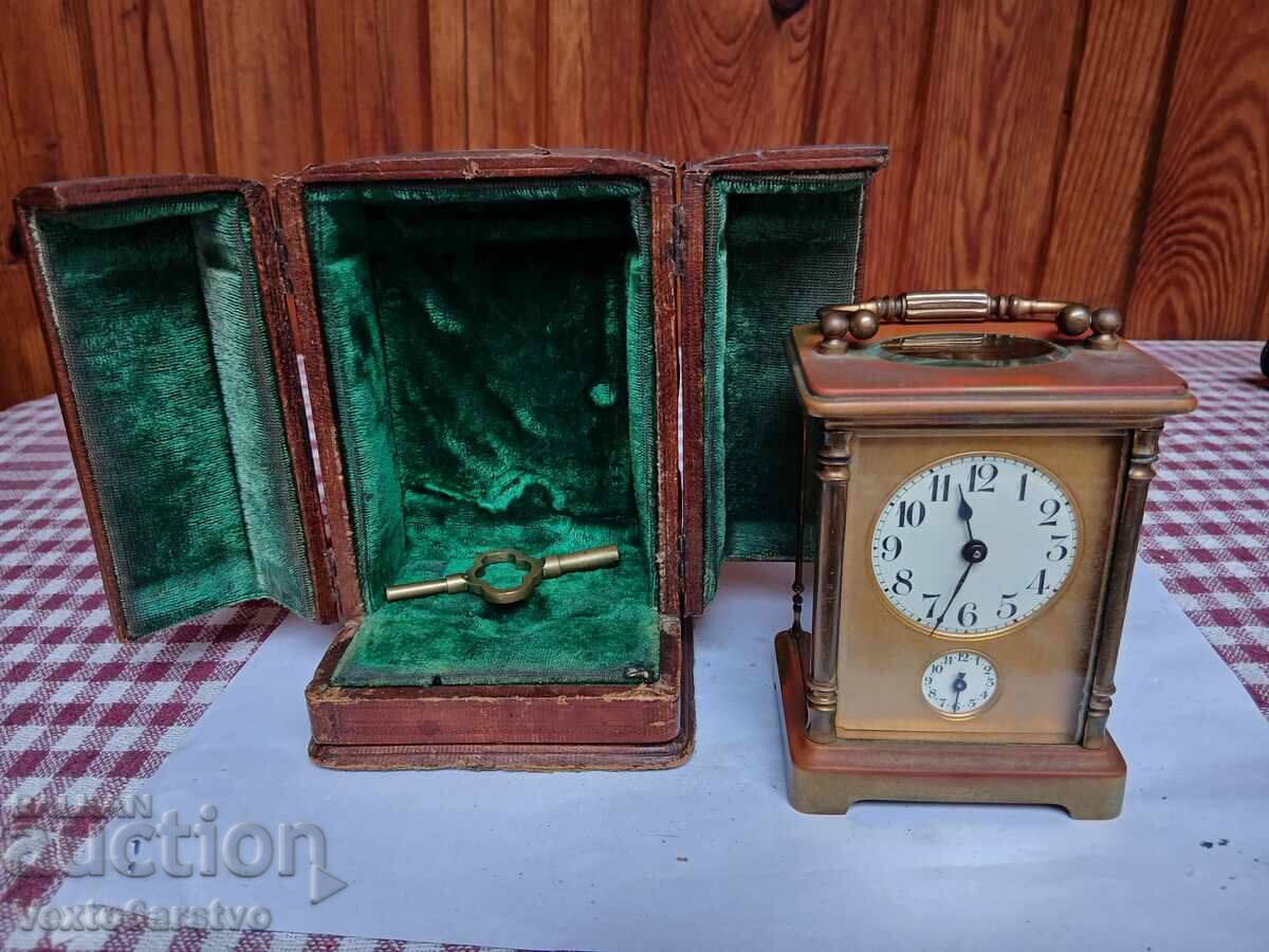 CEAS DE CĂLĂTORIE - SEC. XIX - FUNCȚIONEAZĂ, SUNĂ, SE REGLEAZĂ - PERFECT! cu preț € 70.00 | 136.91 BGN