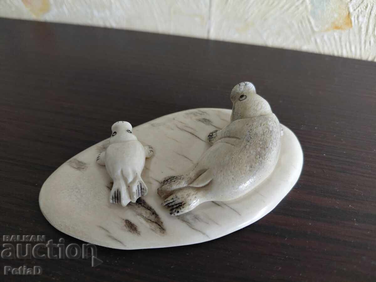 Statuetă din COLȚ DE MAMUT de 100 de mii de ani din MAGADAN cu preț € 3000.00 | 5867.51 BGN