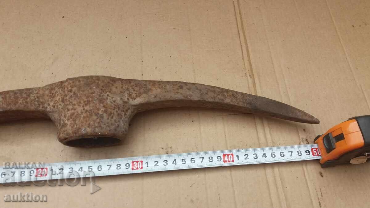 OLD MASSIVE PICKAXE - 6