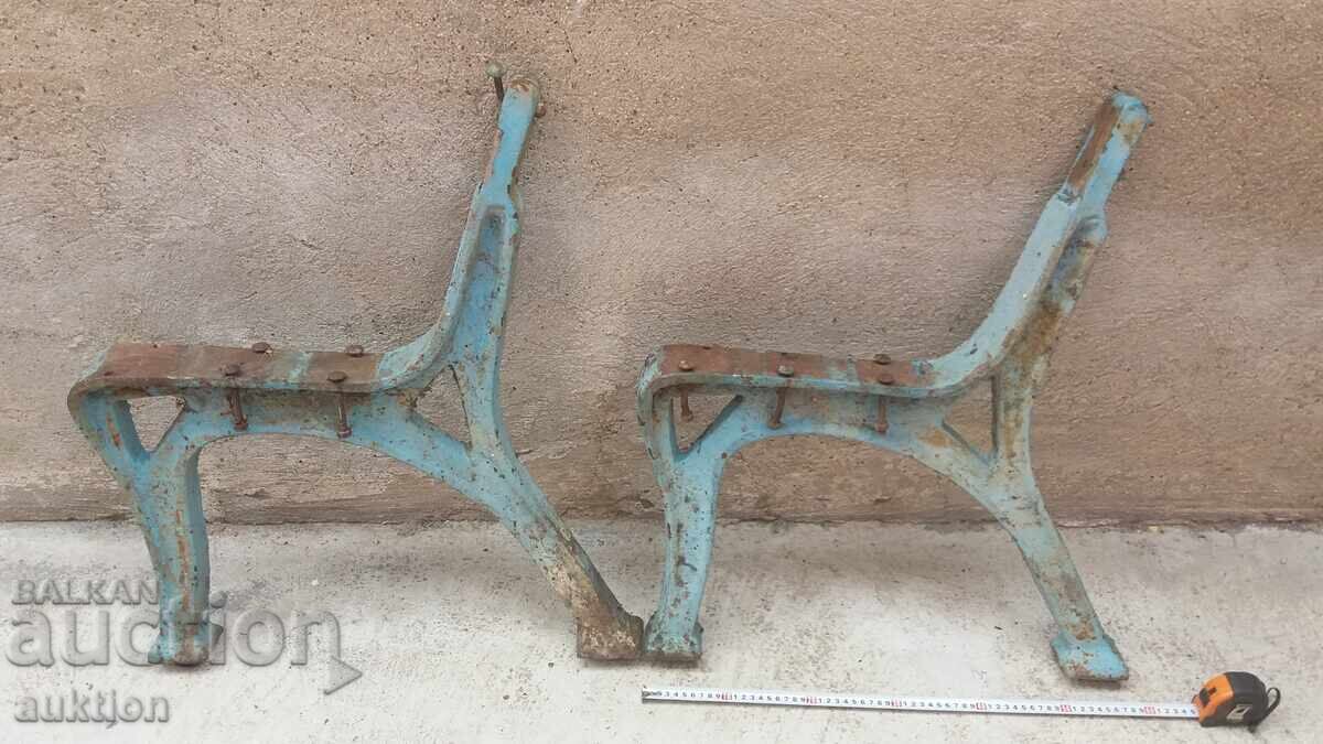Livrarea MASIVE PICIOARE DE BANCĂ DIN FONTĂ - 42 KG