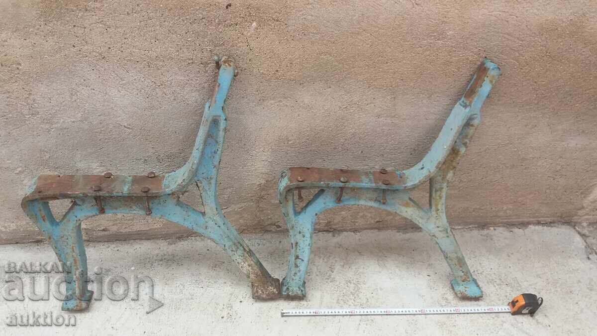 MASIVE PICIOARE DE BANCĂ DIN FONTĂ - 42 KG