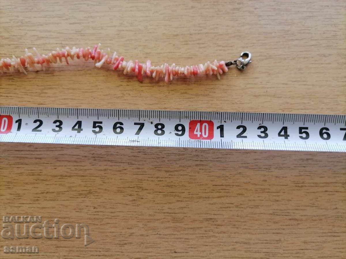 Colier din coral natural roz somon cu preț € 15.00 | 29.34 BGN