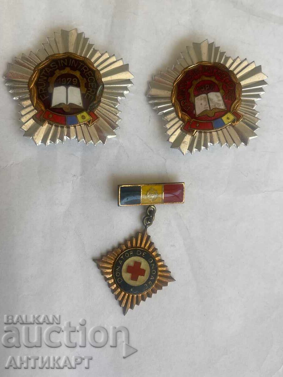 Romania communism 3 pieces badges pins orders