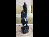Figurină sculptată în lemn pentru cunoscători, înălțime 30 cm