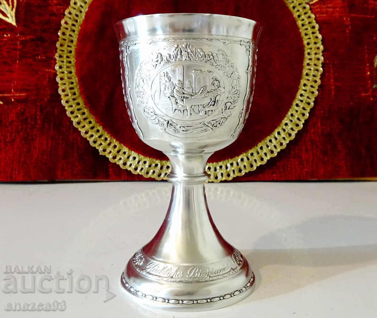 Pocal din cositor WMF, ediție limitată Glückliches Biedermeier cu preț € 49.99 | 97.77 BGN