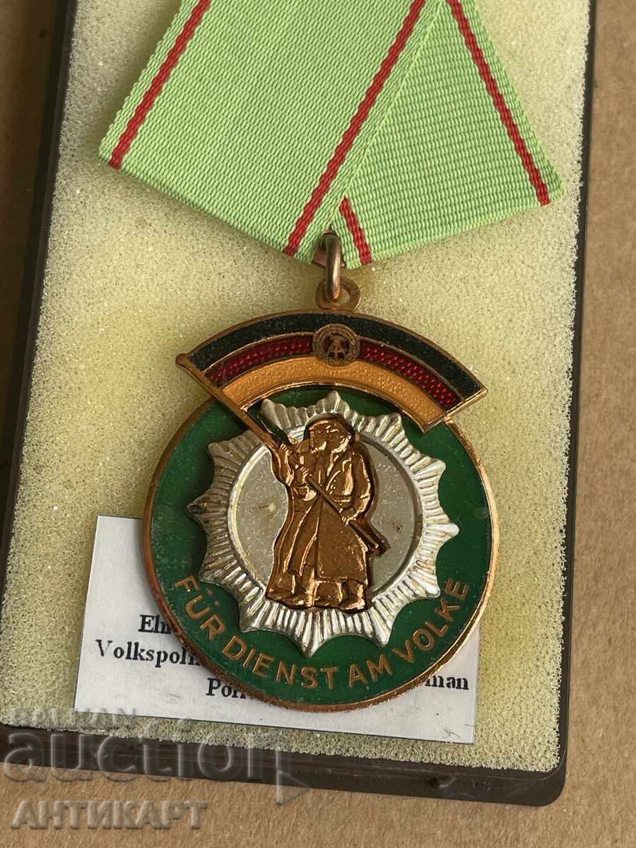RDG Germania comunism ordin rar Pentru merite în poliție cu preț € 29.00 | 56.72 BGN