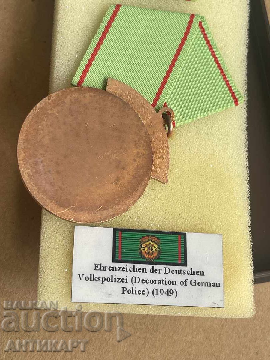Licitație RDG Germania comunism ordin rar Pentru merite în poliție