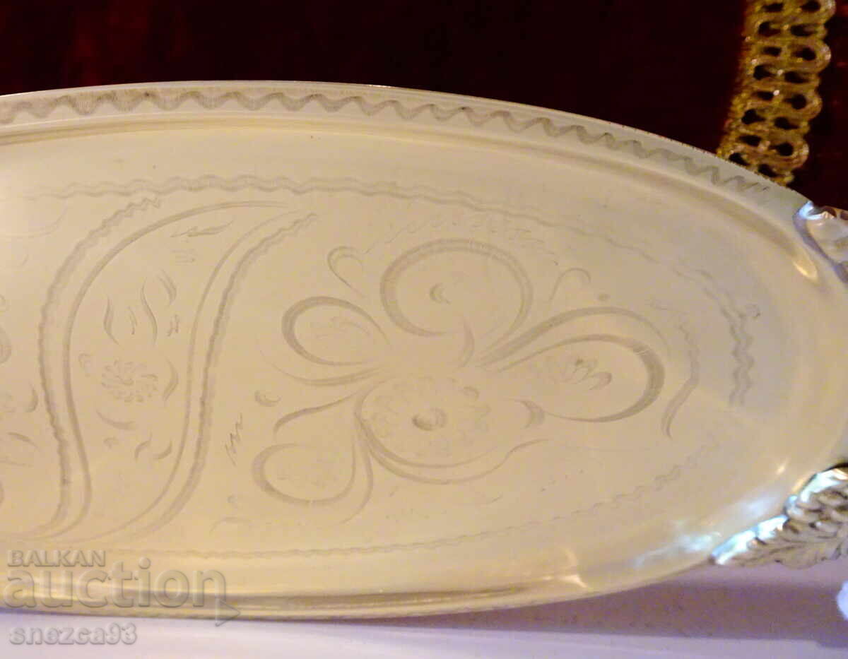 Auction  Bronze tray, platter, grapevine, 35 cm., gilding