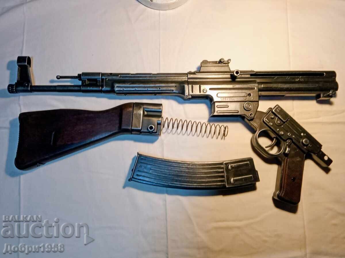 Licitație REPLICĂ METALICĂ MP44 StG. SS(ᛋᛋ) STURMGEWEHR