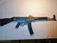 METAL REPLICA OF MP44 StG. SS(ᛋᛋ) STURMGEWEHR