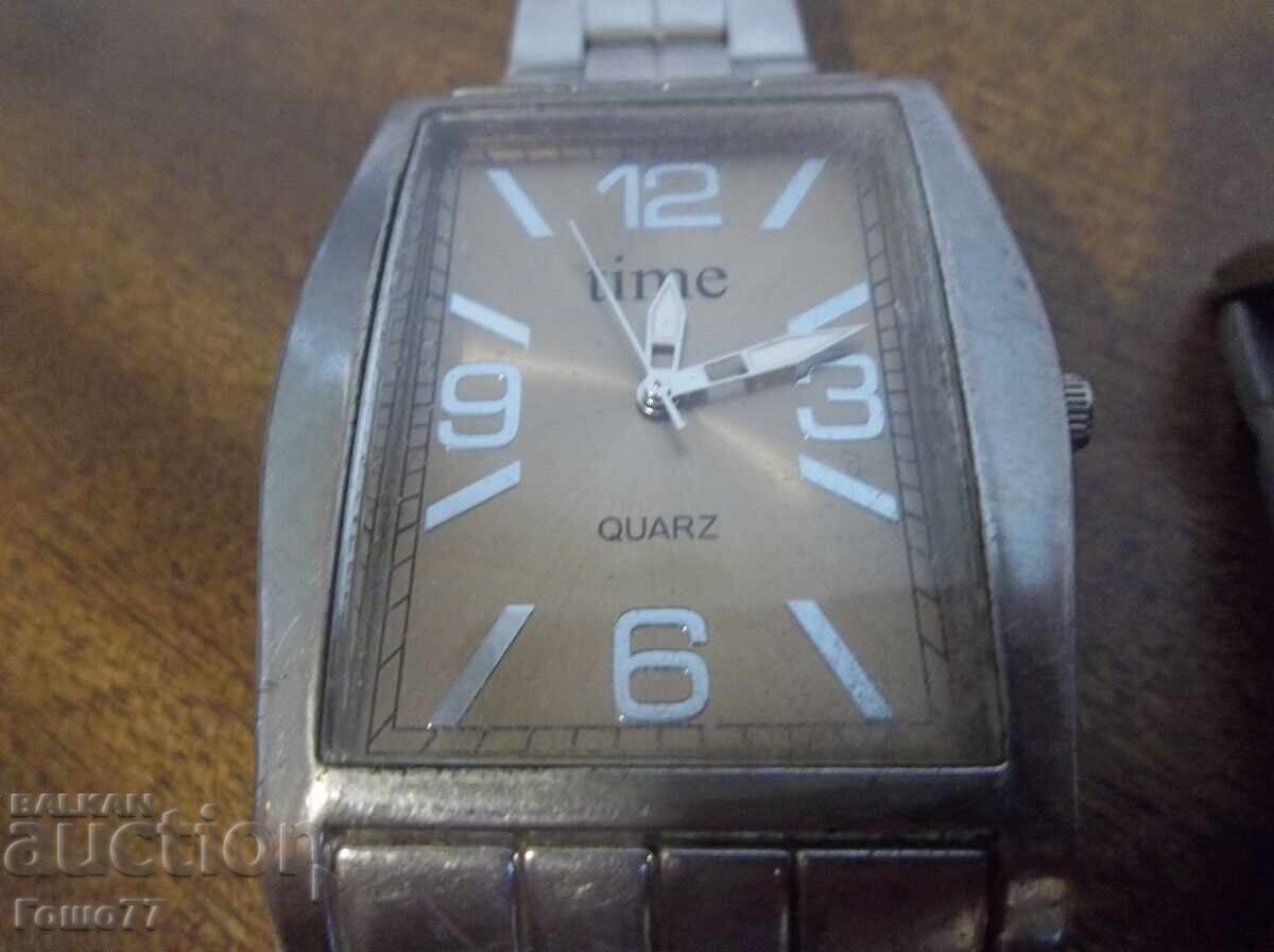Auction  Clocks