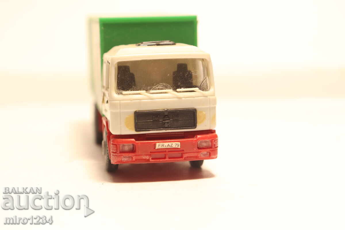 H0 1/87 KIBRI MAN CAMION MODEL MINIATURĂ cu preț € 1.01 | 1.98 BGN