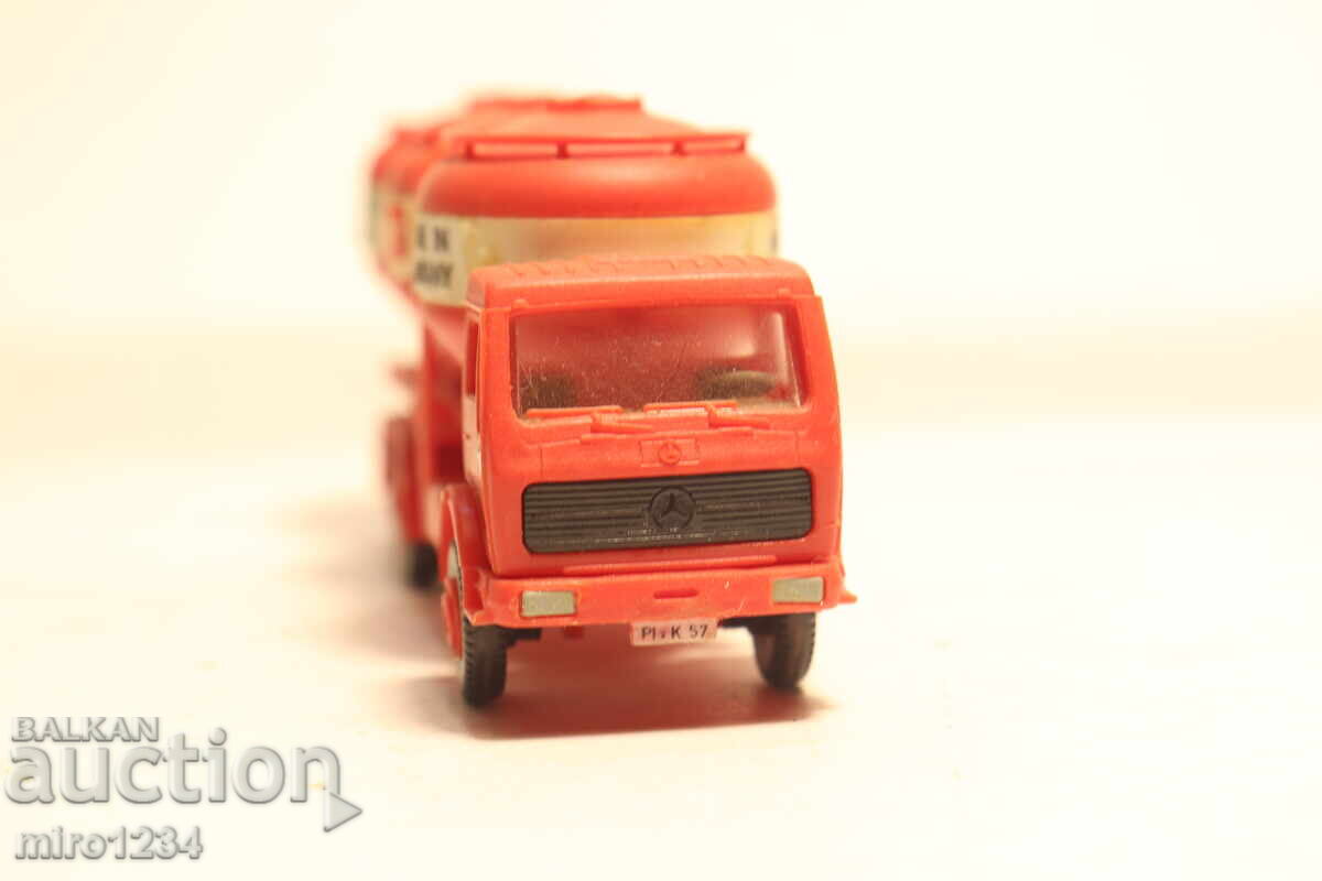 Licitație H0 1/87 KIBRI MERCEDES BENZ CAMION MODEL MAȘINUȚĂ
