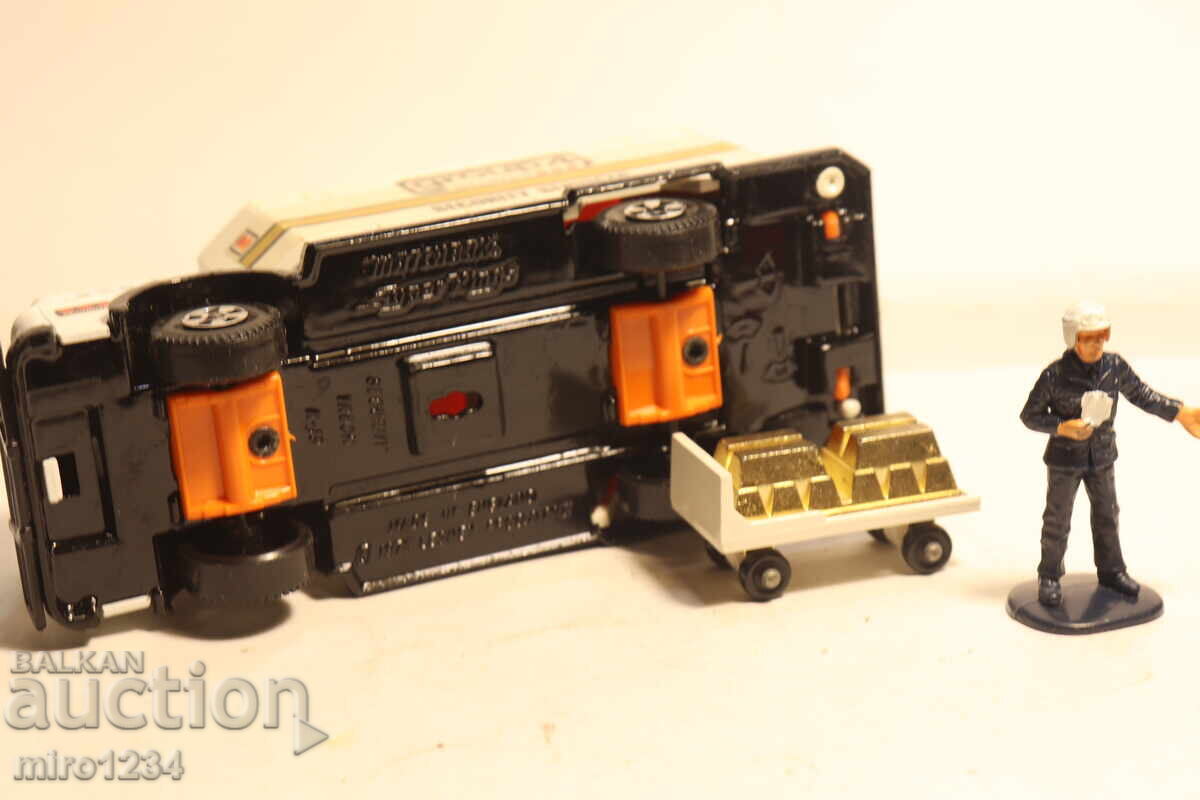 MATCHBOX INCASO KING SIZE MAȘINUȚĂ CAMION MODEL - 7