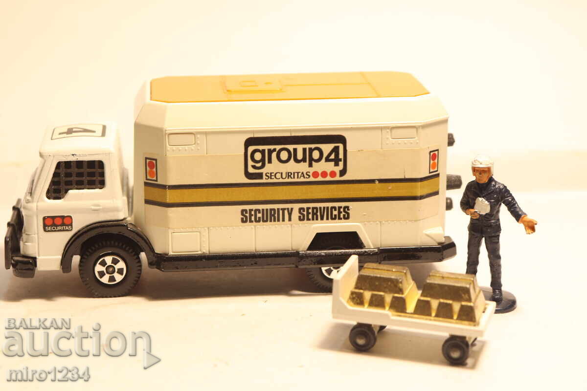 MATCHBOX INCASO KING SIZE MAȘINUȚĂ CAMION MODEL
