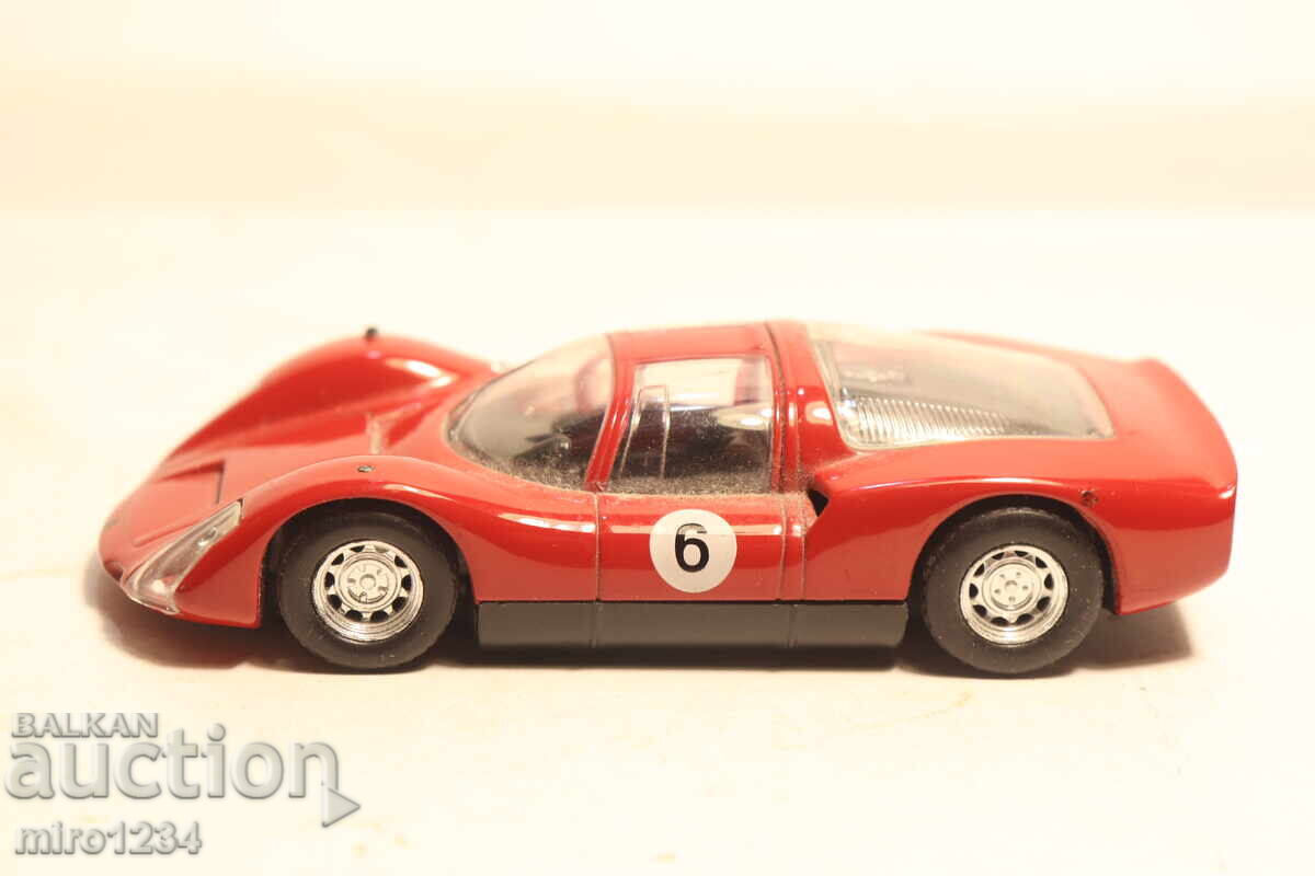 MODEL MAȘINUȚĂ FERRARI 1/43